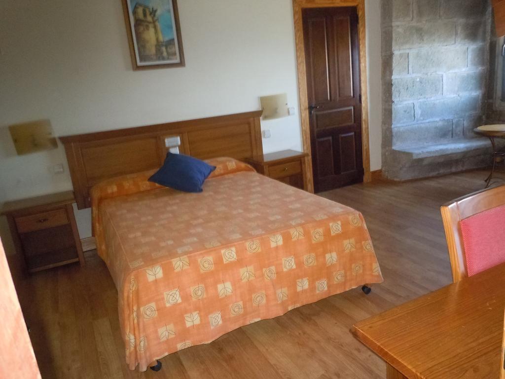 מלון El Cabaco Hospederia Del Santuario De La Pena De Francia חדר תמונה