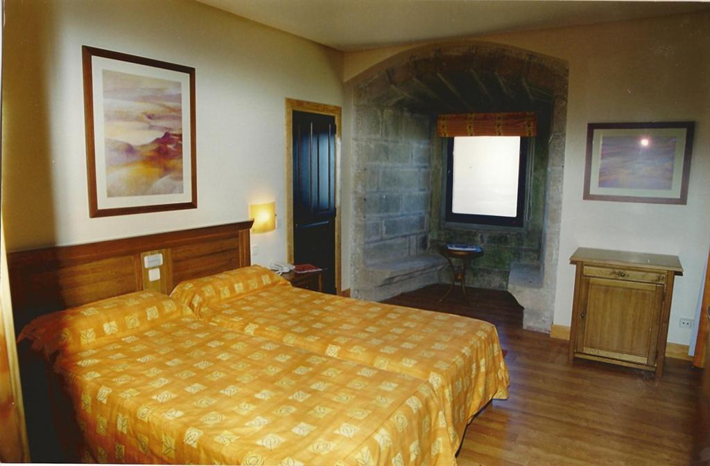 מלון El Cabaco Hospederia Del Santuario De La Pena De Francia מראה חיצוני תמונה
